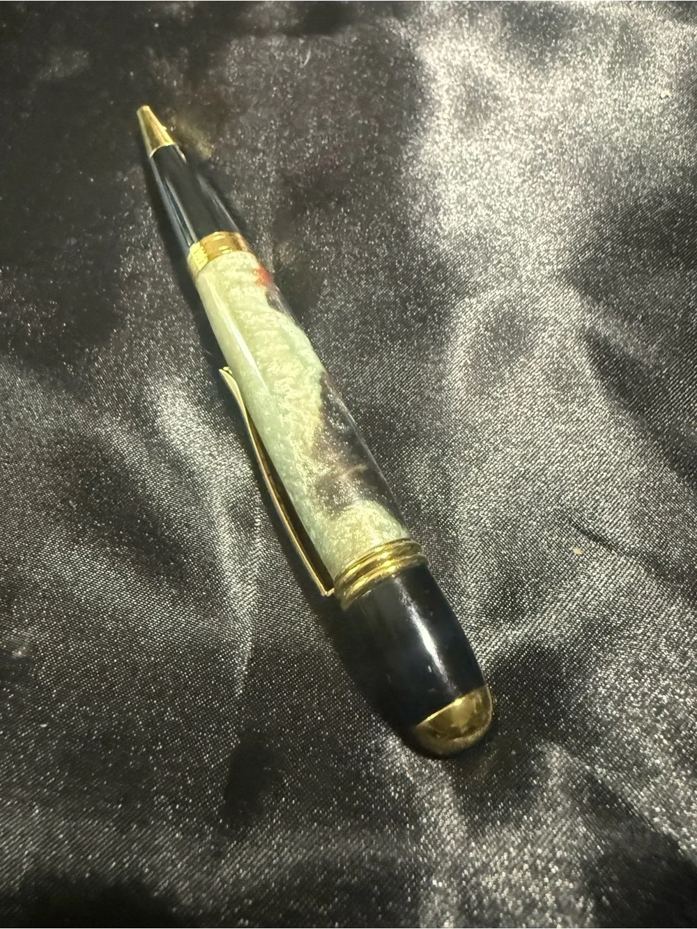 Sierra Style Ballpoint Pen in Mosaic colors and Gold Finish &Parker Style Ink